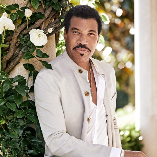 صورة ليونيل ريشي هيلو بدي سبريه 250مل نسائي