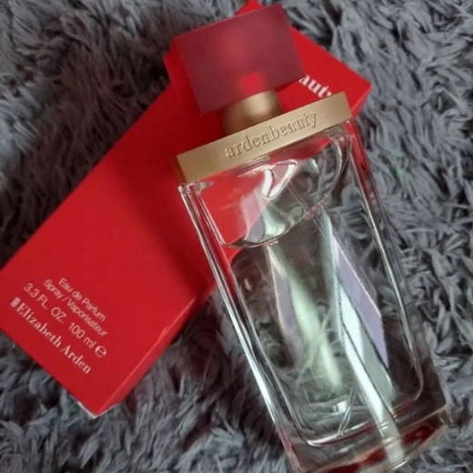 صورة اليزبث اردن بيوتي بارفيوم 100مل نسائي
