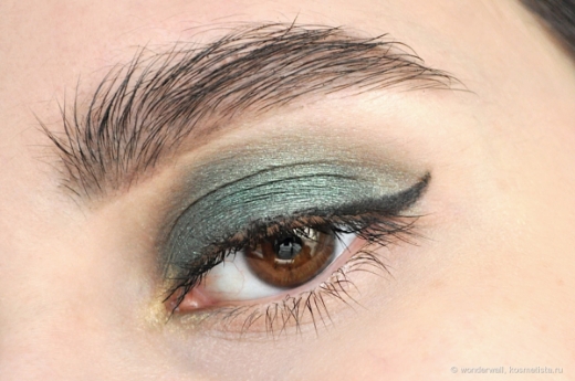 صورة كاتريس ظلال العيون آرت كولور ميستيك فورست 250 