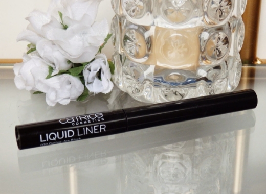 صورة كاتريس كحل سائل ديتنج جو بلاك 010 