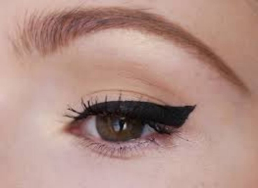 صورة كاتريس كحل سائل ديتنج جو بلاك 010 