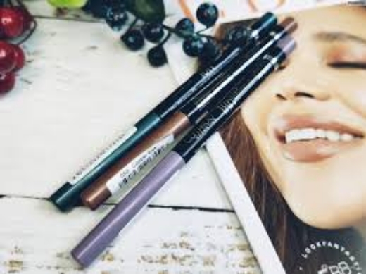 صورة كاتريس قلم تحديد العيون 18 ساعة كولور آند كونتور برايد لافندر 100 