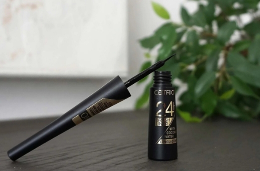 صورة كاتريس قلم تحديد العيون 24 ساعة أسود فائق010 