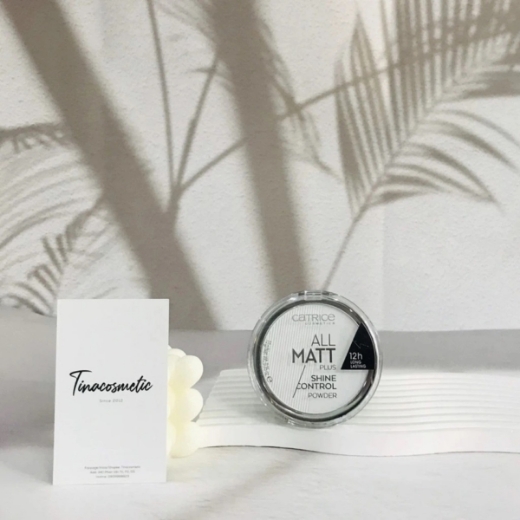 صورة كاتريس بودره التحكم باللمعان اول مات بلس 001 