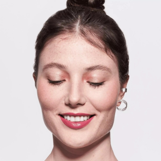 صورة كاتريس بودره التحكم باللمعان اول مات بلس 001 