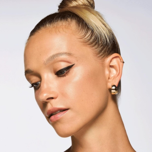 صورة كاتريس قلم تحديد العيون جل فائق الدقة مقاوم للماء أسود  010 