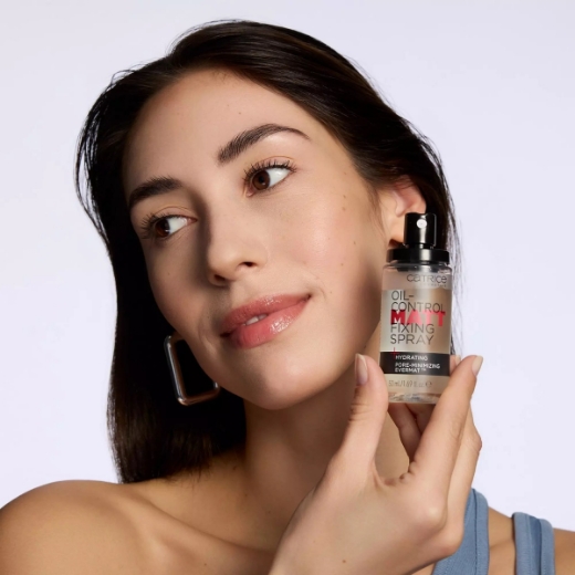 صورة كاتريس رذاذ للتحكم في الزيوت وتثبيت الشعر غير اللامع 