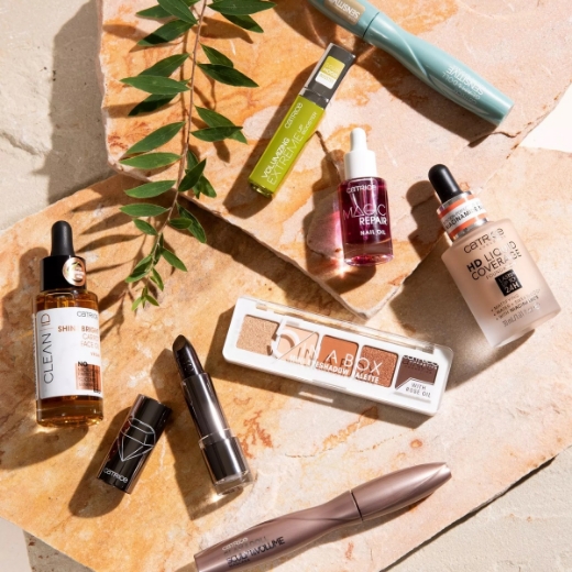 صورة كاتريس كريم أساس سائل عالي الجودة يدوم حتى 24 ساعة وردي بيج 020