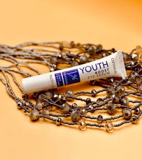 صورة كاتريس سيروم العيون لتعزيز شباب البشرة 