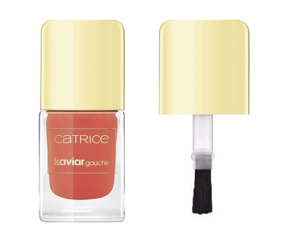 الصورة: كاتريس طلاء أظافر كافيار غوش C02