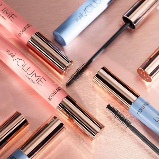 صورة كاتريس ماسكارا بيور فوليوم مقاومة للماء أسود 010 