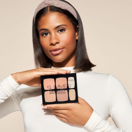 صورة كاتريس مجموعة سمر اوبسيشن برونزر احمر الخدود وهايلايتر مات اتد جلو 010