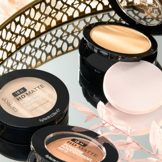 صورة كاتريس بودره كريم الاساس غير لامعة 001