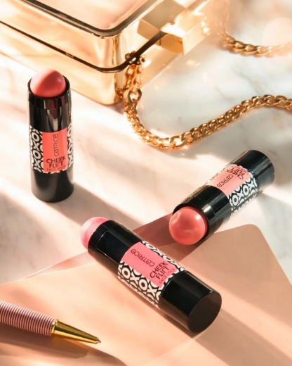 صورة كاتريس قلم الوجه تشيك فليرت تكنو بينك 020 