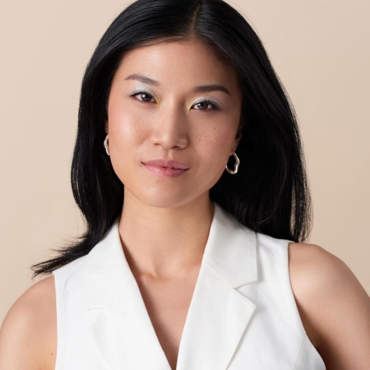 صورة كاتريس زيت الشفاه الملون اللامع 010