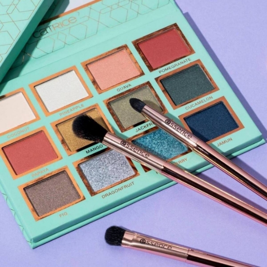 صورة لوحة ظلال العيون أديكتيد تو إكزوتيك فروتس من كاتريس، جديدة 12 