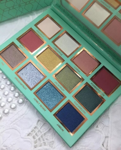 صورة لوحة ظلال العيون أديكتيد تو إكزوتيك فروتس من كاتريس، جديدة 12 