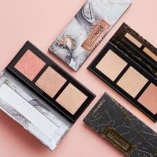 صورة كاتريس مجموعة لومينيس لإضاءة البشرة وإضفاء اللمعان البرونزي فيل جولد 020 