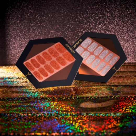 صورة كاتريس حول طلاء الأظافر اللامع C01