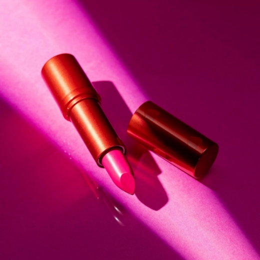 صورة كاتريس أحمر شفاه هارت أفير فول شاين C01 هارتس أون 3.8 جرام