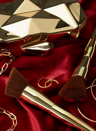 صورة كاتريس فرشاة الوجه فال إن كولورز