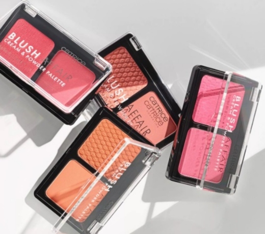 صورة كاتريس مجموعة أحمر الخدود الفراولة المذهلة 010