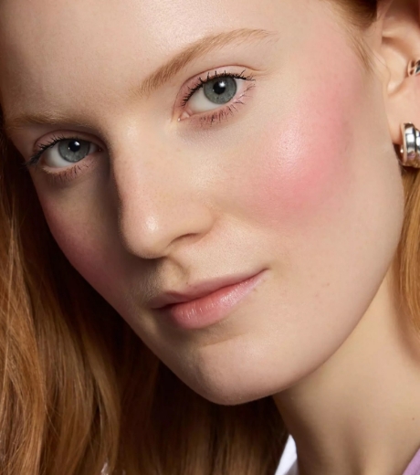 صورة كاتريس مجموعة أحمر الخدود بلاش أفير 020