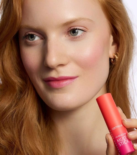 صورة كاتريس أحمر خدود وشفاه 010