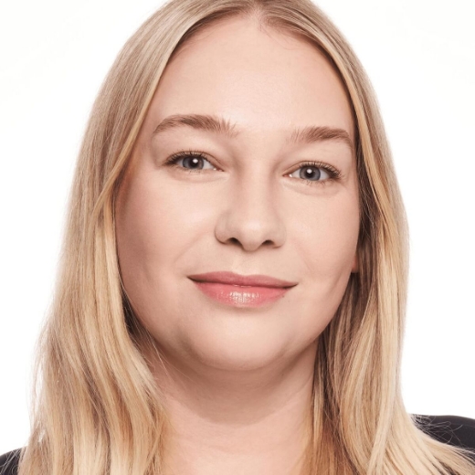 صورة كاتريس كريم أساس بغطاء غير مرئي 020