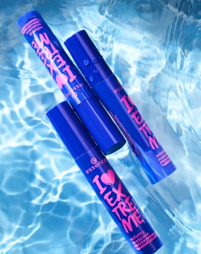 صورة ايسنس ماسكارا سوداء أنا أحب ماسكارا إكستريم فوليوم ضد الماء