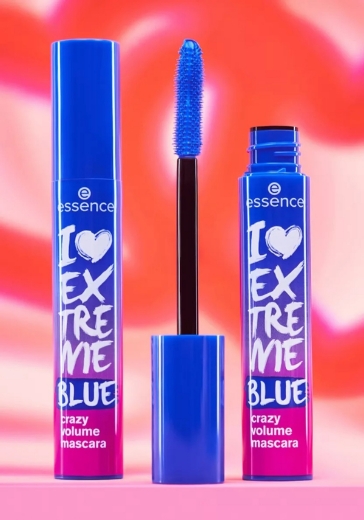 صورة ايسنس ماسكارا اي لوف اكستريم بلو كريزي فوليوم