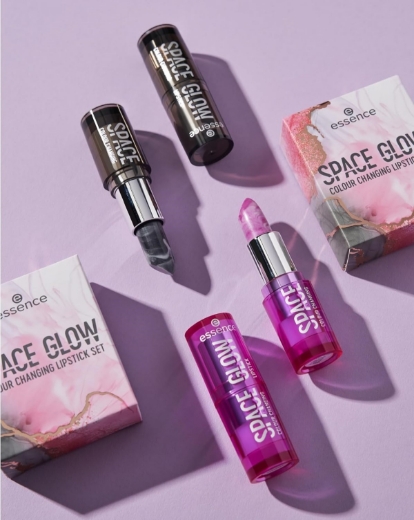 صورة ايسنس مجموعة احمر شفاه متغيرة اللون من سبيس جلو