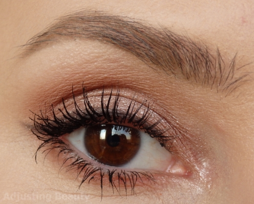 صورة ايسنس قلم الحواجب بني فاتح - 02