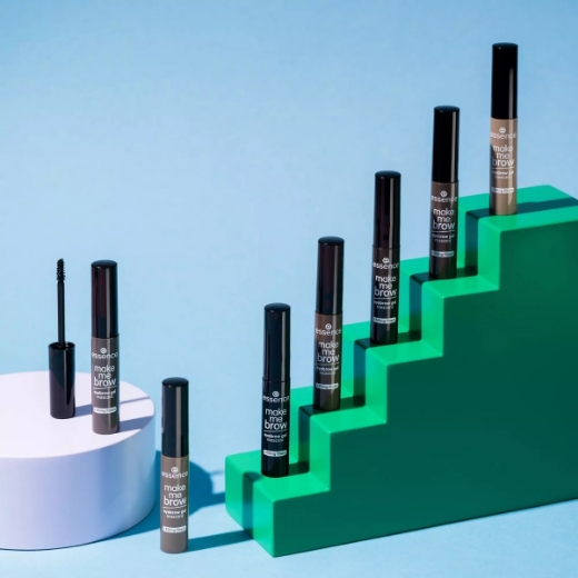 صورة ايسنس ماسكارا جل ميك مي براو للحواجب 02 حواجب بنية