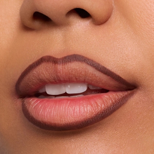 صورة ايسنس قلم تحديد الشفاه 10