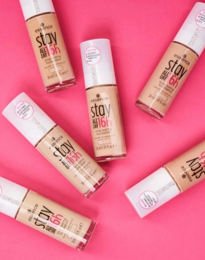 صورة ايسنس ستاي اول دي كريم اساس يبقى لـ 16 ساعة، 30