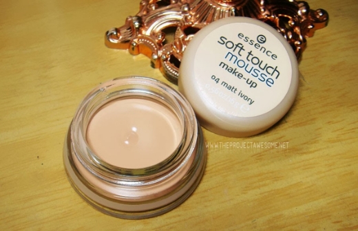 صورة ايسنس  كريم أساس ماوس ناعم الملمس رقم 4