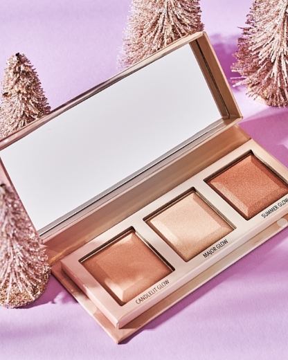 صورة ايسنس لوحة الهايلايتر المتوهجة 18 جرام