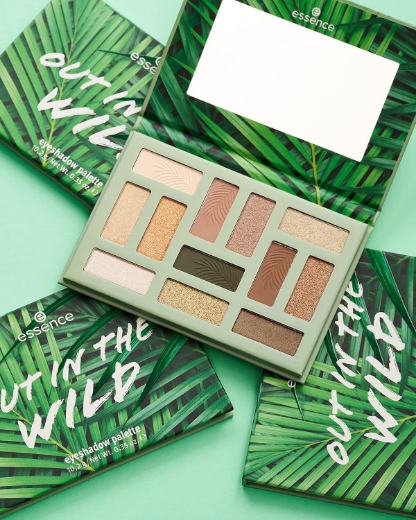 صورة ايسنس مجموعة ظلال العيون  10.2 جرام / الوزن الصافي 0.35 أونصة.