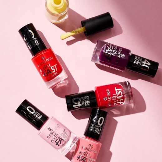 صورة ايسنس طلاء أظافر بريتي فاست 03 شيري اون ذا ران 5 مل