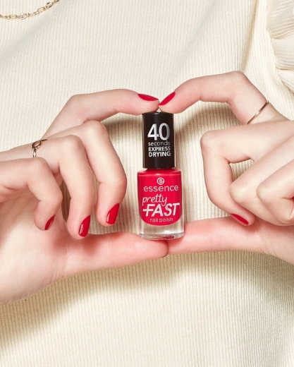 صورة ايسنس طلاء أظافر بريتي فاست 03 شيري اون ذا ران 5 مل
