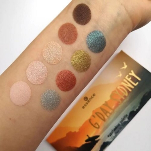 صورة ايسنس لوحة ظلال العيون باليتات سيتي 01 جي داي سيدني 