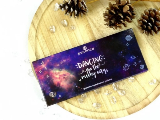 صورة ايسنس لوحة ظلال العيون دانسينج أون ذا ميلكي واي جالاكتيك