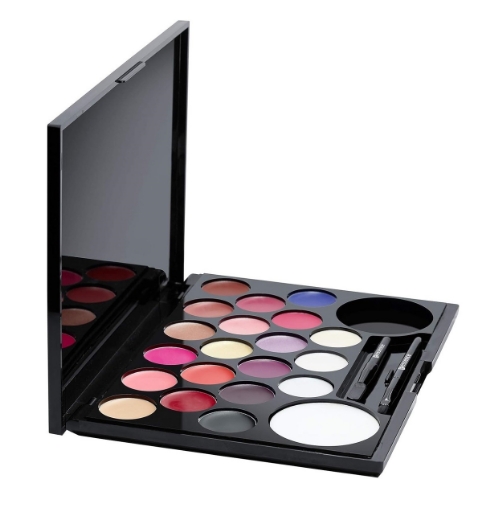 صورة ايسنس مجموعة أحمر الشفاه الرائعة كرييت اند ترانسفورم ماي وندر 13.7 جرام