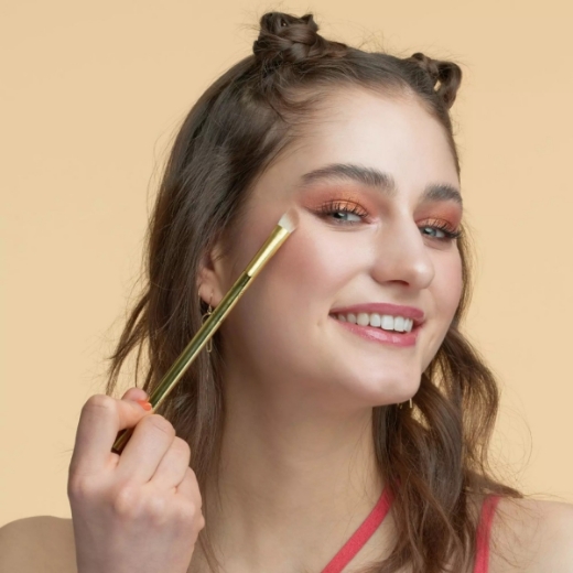 صورة ايسنس فرشاة تحديد العيون ديزني ذا ليون كينج