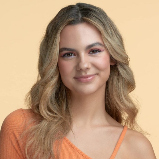 صورة ايسنس ملمع الشفاه ديزني ذا ليون كينج سويرل 01 كالم ريسر 