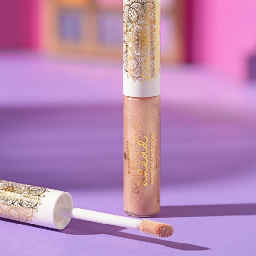 صورة ايسنس جولدن دايز طبقة علوية لظلال العيون 01 جولد ديبر 