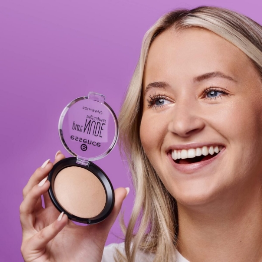 صورة ايسنس هايلايتر الوجه والجسم جولدن دايز 01 بيبي، إتس جولد أوتسايد! 19 جرام