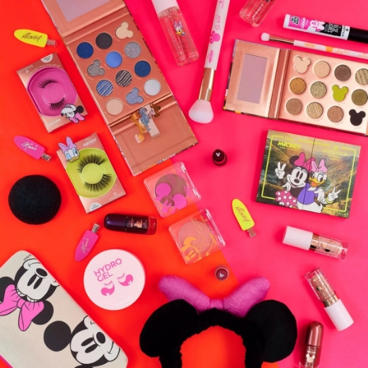 صورة ايسنس مجموعة عصابة الرأس وإسفنجة الوجه من مجموعة ميكي آند فريندز ديزني