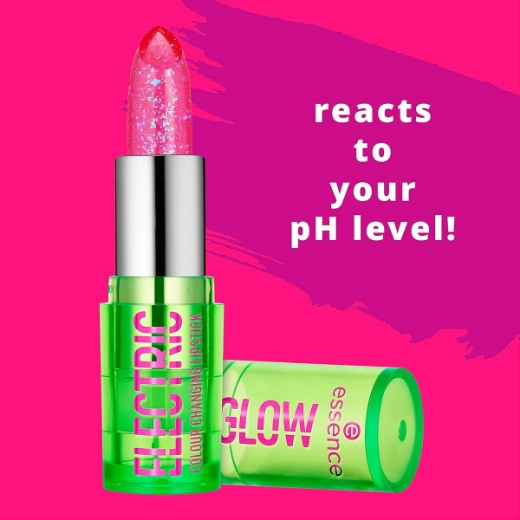 صورة ايسنس احمر شفاه سحرى